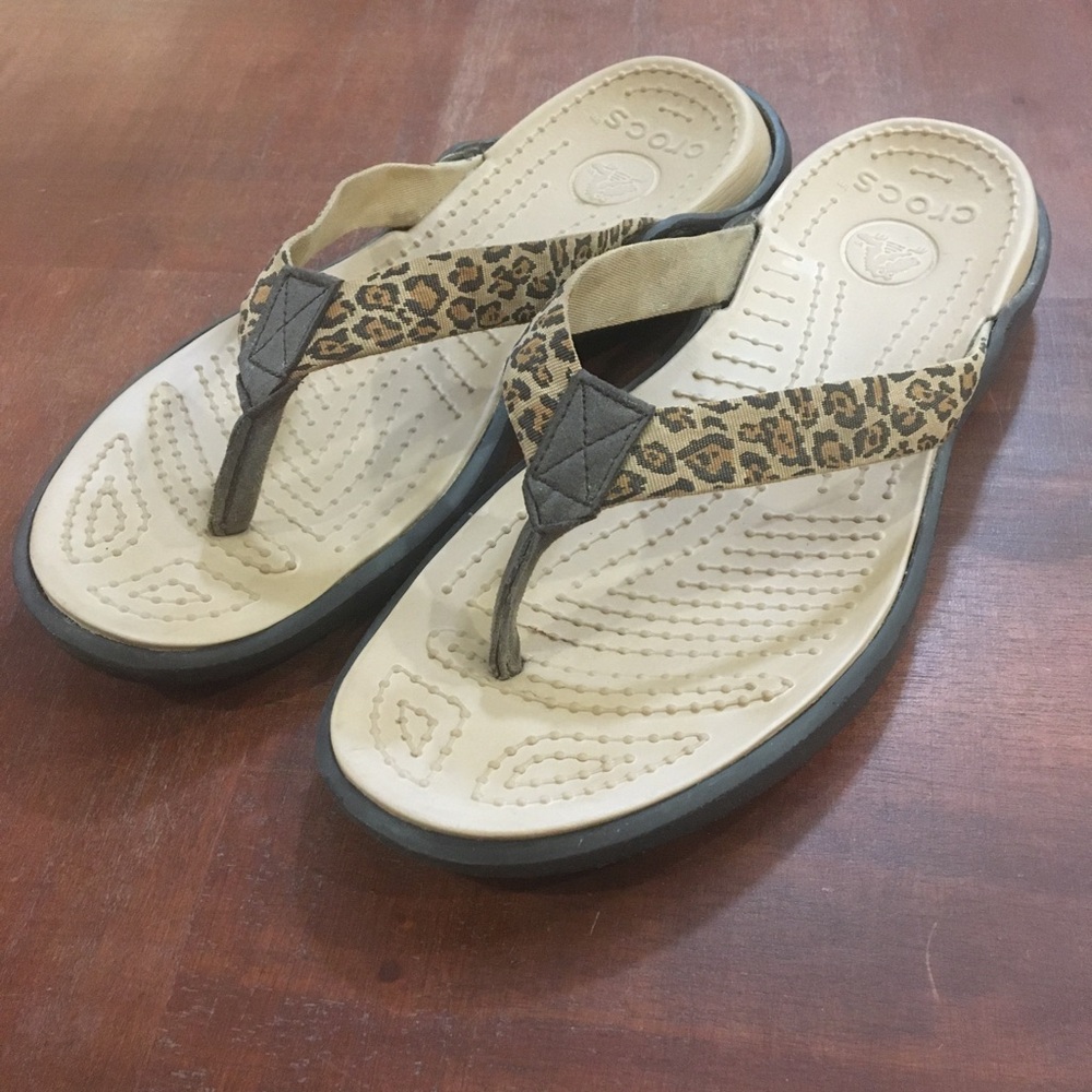 CROCS Leopard Print Flip-Flops US 10
